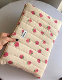 کاور لپتاپ/آیپد توت فرنگی کرم 🍓