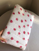 کاور لپتاپ/آیپد توت فرنگی سفید🍓
